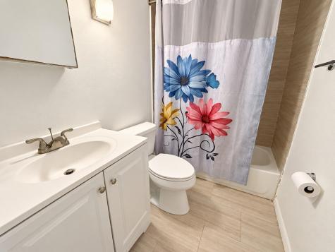 663 9th Street Secaucus NJ 07094