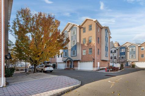 620 38th Street Union City NJ 07087