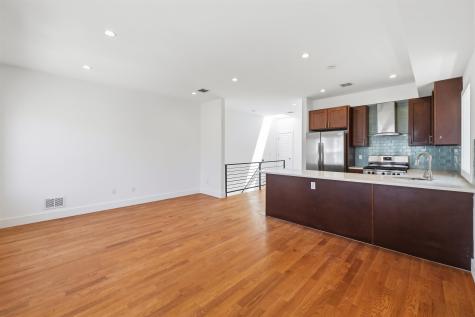 141 Beach Street Jersey City NJ 07307