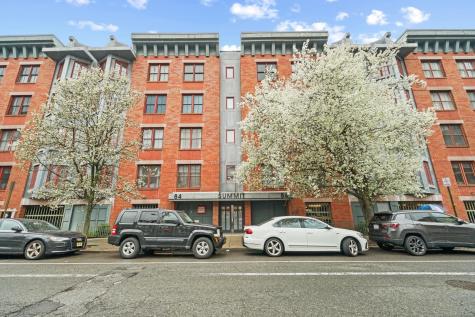 84 Adams Street Hoboken NJ 07030