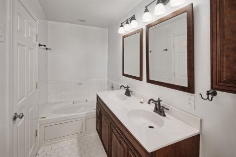 453 Albany Court West New York NJ 07093