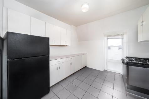 43 West 9th Street Bayonne NJ 07002