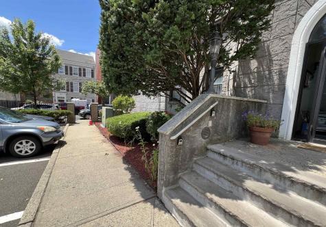 258 Barrow Street Jersey City NJ 07302