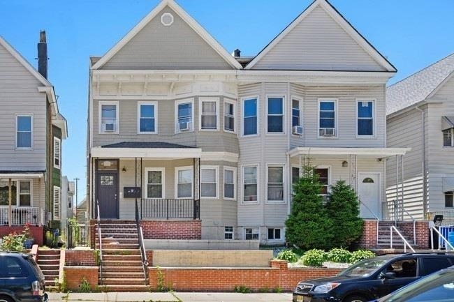 24 East 49th Street Bayonne NJ 07002