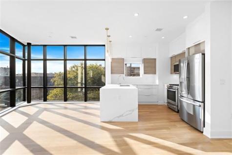 6025 Boulevard East West New York NJ 07093