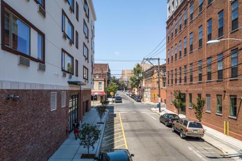 6122 Hudson Avenue West New York NJ 07093