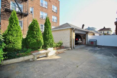 8516 5th Avenue North Bergen NJ 07047