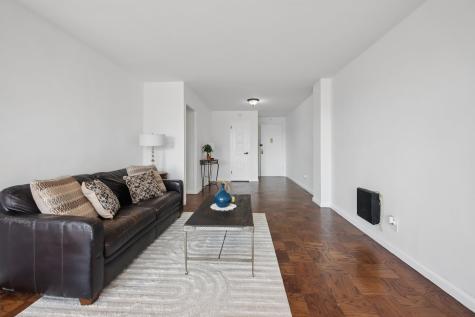 10 Huron Avenue Jersey City NJ 07306