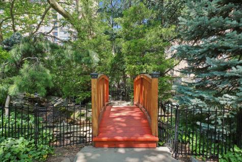 10 Huron Avenue Jersey City NJ 07306