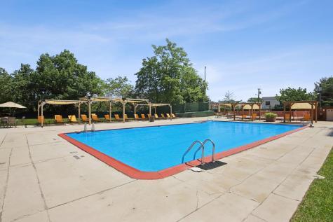 10 Huron Avenue Jersey City NJ 07306