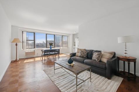 10 Huron Avenue Jersey City NJ 07306