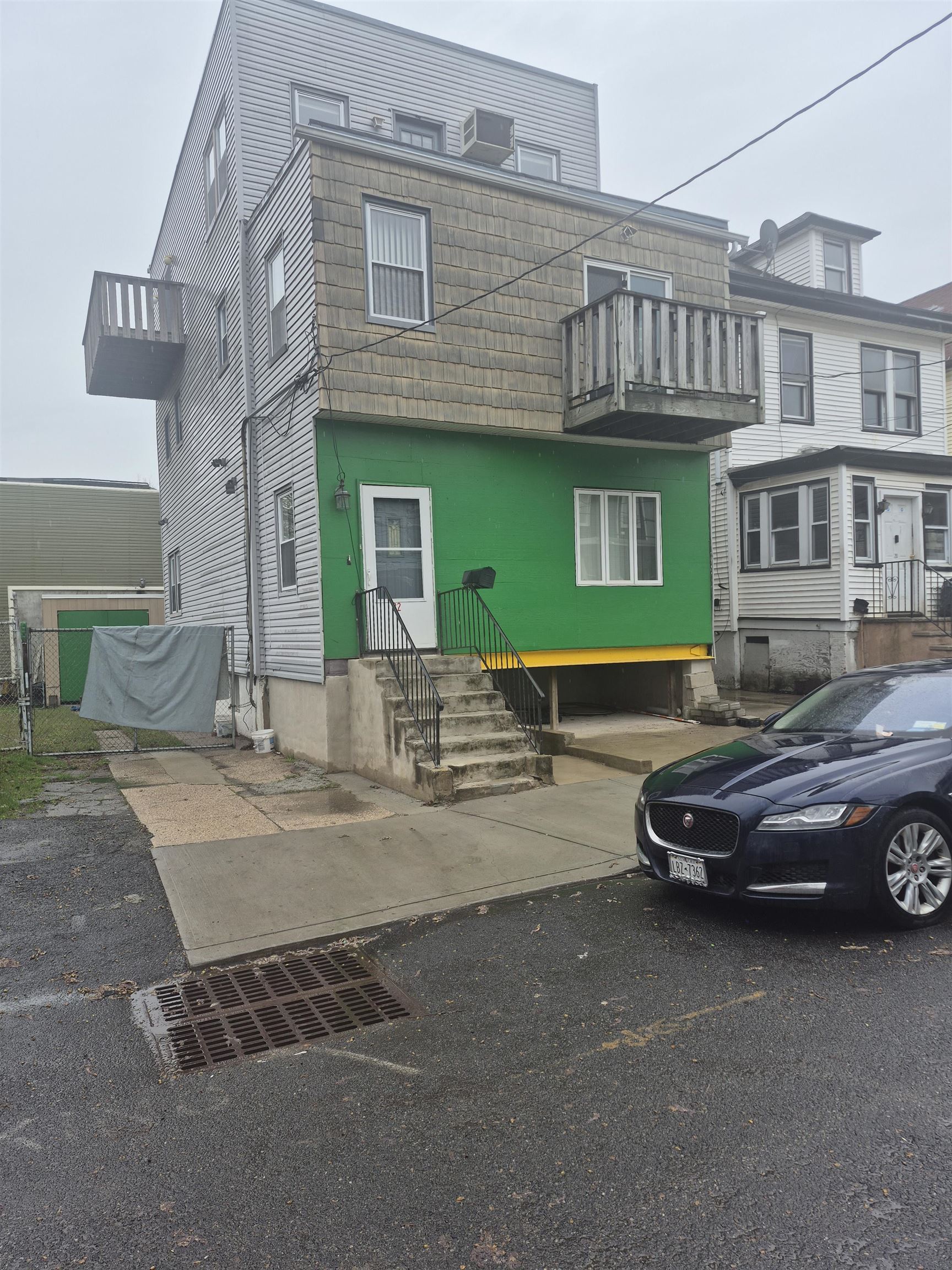 22 Wegman Court Jersey City NJ 07305