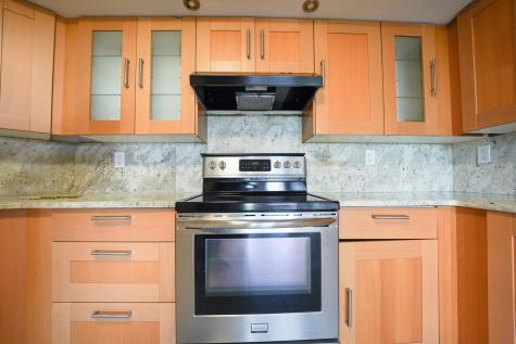 1021 Harmon Cove Tower Secaucus NJ 07094