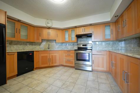 1021 Harmon Cove Tower Secaucus NJ 07094