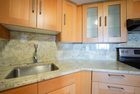 1021 Harmon Cove Tower Secaucus NJ 07094