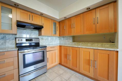 1021 Harmon Cove Tower Secaucus NJ 07094
