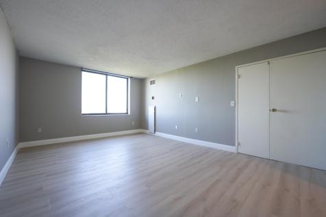 1021 Harmon Cove Tower Secaucus NJ 07094