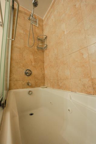 1021 Harmon Cove Tower Secaucus NJ 07094