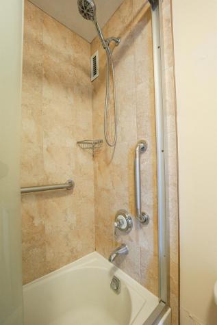 1021 Harmon Cove Tower Secaucus NJ 07094