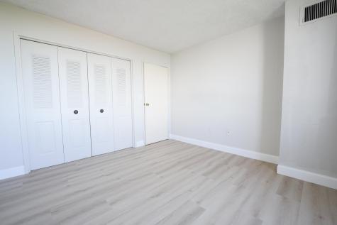 1021 Harmon Cove Tower Secaucus NJ 07094