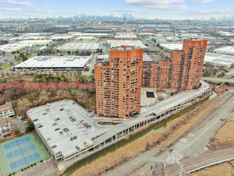 1021 Harmon Cove Tower Secaucus NJ 07094