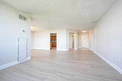 1021 Harmon Cove Tower Secaucus NJ 07094
