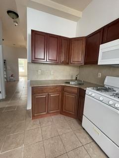 2605 New York Avenue Union City NJ 07087