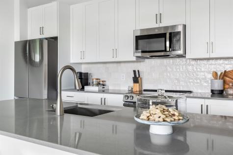 8601 Bergenline Avenue North Bergen NJ 07047