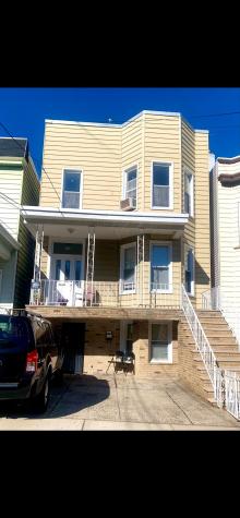 224 Oak Street Weehawken NJ 07086