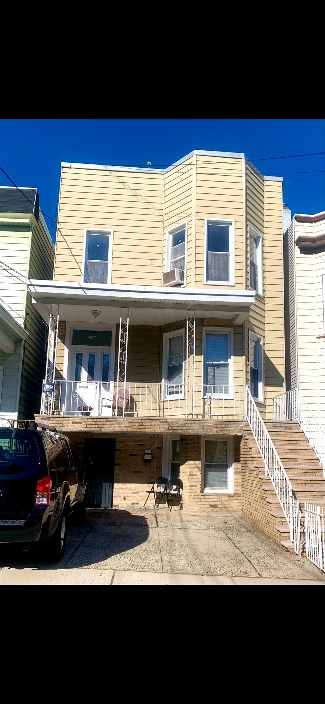 224 Oak Street Weehawken NJ 07086