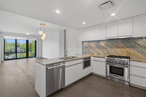 320 Adolphus Avenue Cliffside Park NJ 07010