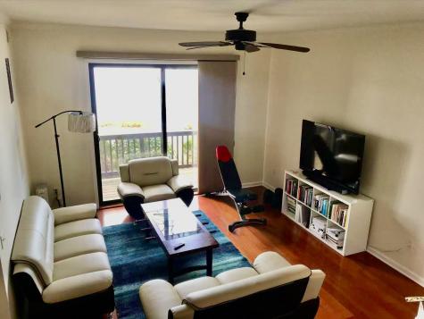 199 Sandcastle Key Secaucus NJ 07094