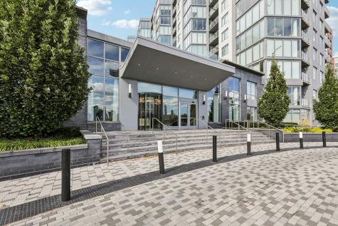 9 Avenue At Port Imperial West New York NJ 07093