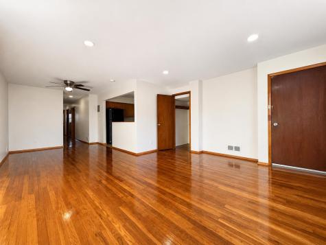 336 Avenue E Bayonne NJ 07002