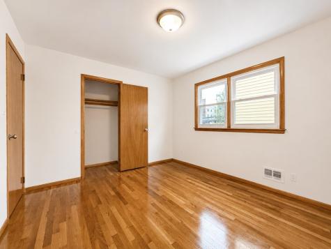 336 Avenue E Bayonne NJ 07002