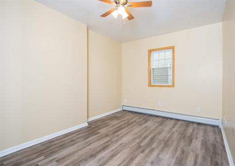 13 East 52nd Street Bayonne NJ 07002