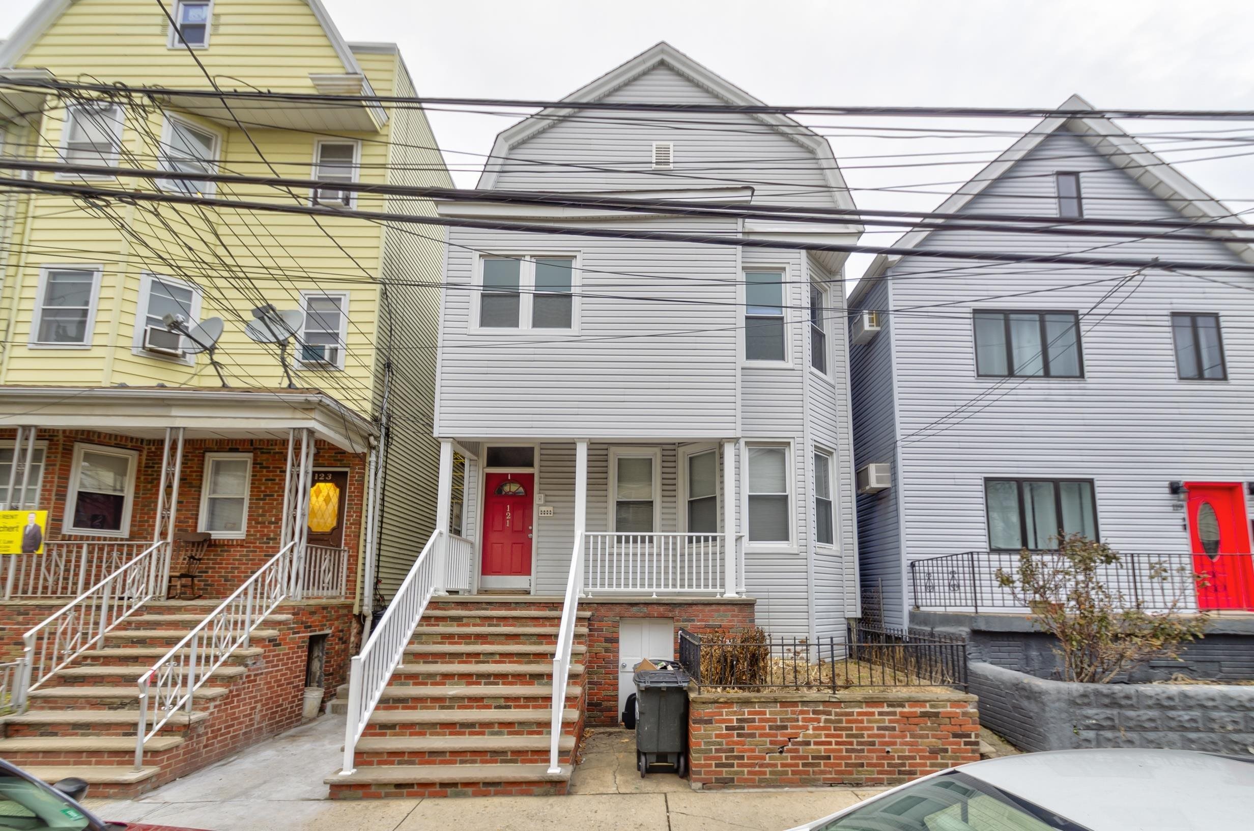 121 West 19th Street Bayonne NJ 07002
