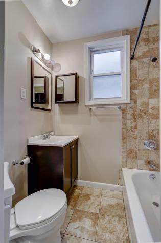 121 West 19th Street Bayonne NJ 07002
