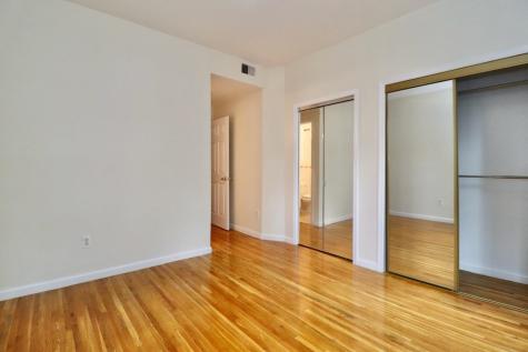 34 Court House Place Jersey City NJ 07306