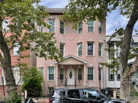 34 Court House Place Jersey City NJ 07306