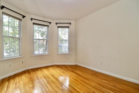 34 Court House Place Jersey City NJ 07306