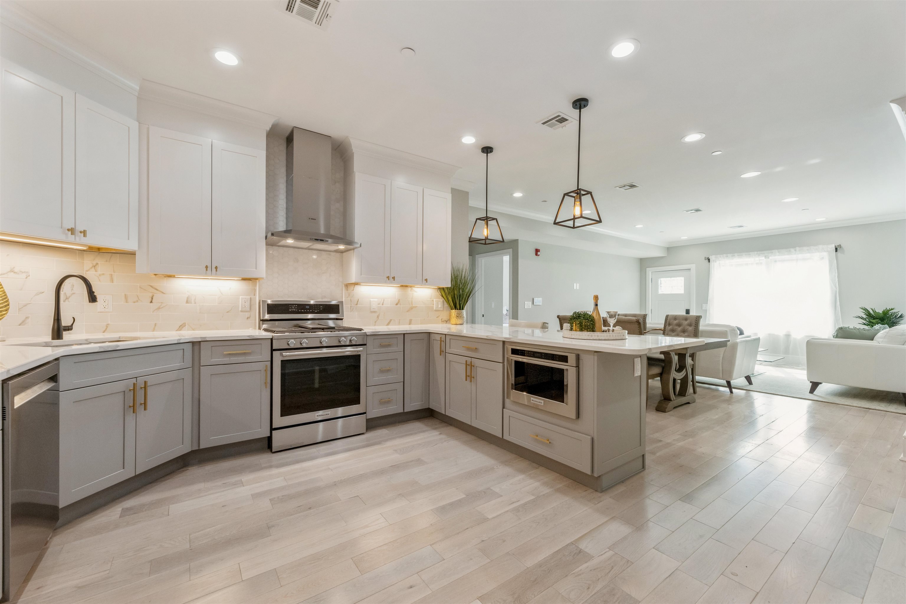 446 Grand Avenue Leonia NJ 07605