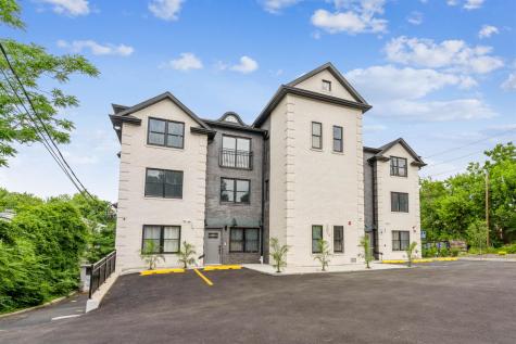 446 Grand Avenue Leonia NJ 07605