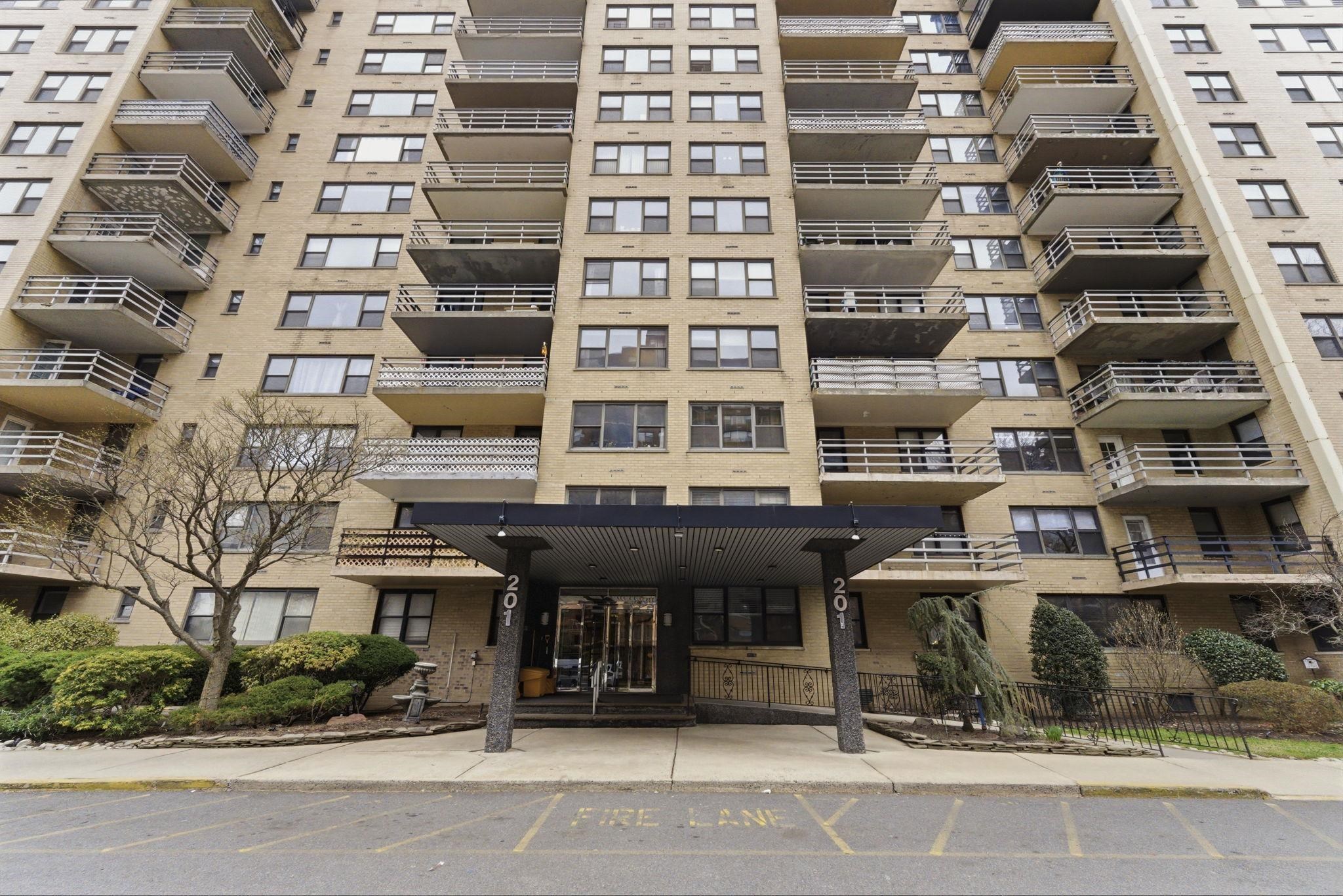 201 St Pauls Avenue Jersey City NJ 07306