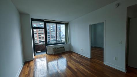 389 Washington Street Jersey City NJ 07302