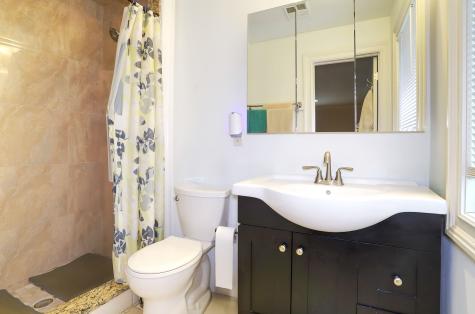 20 Franklin Avenue Wallington NJ 07057