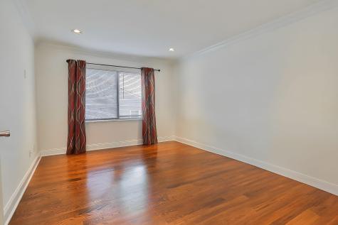 20 Franklin Avenue Wallington NJ 07057