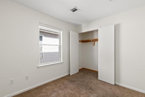 31 6th Street Harrison NJ 07029