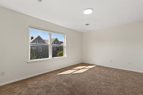 31 6th Street Harrison NJ 07029