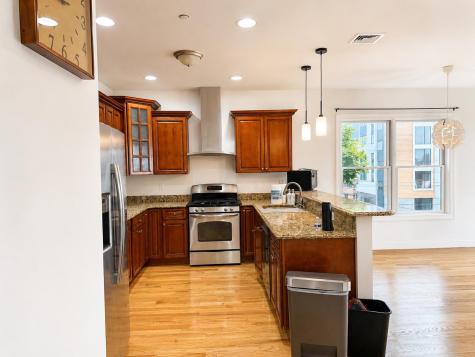 7008 Madison Street Guttenberg NJ 07093